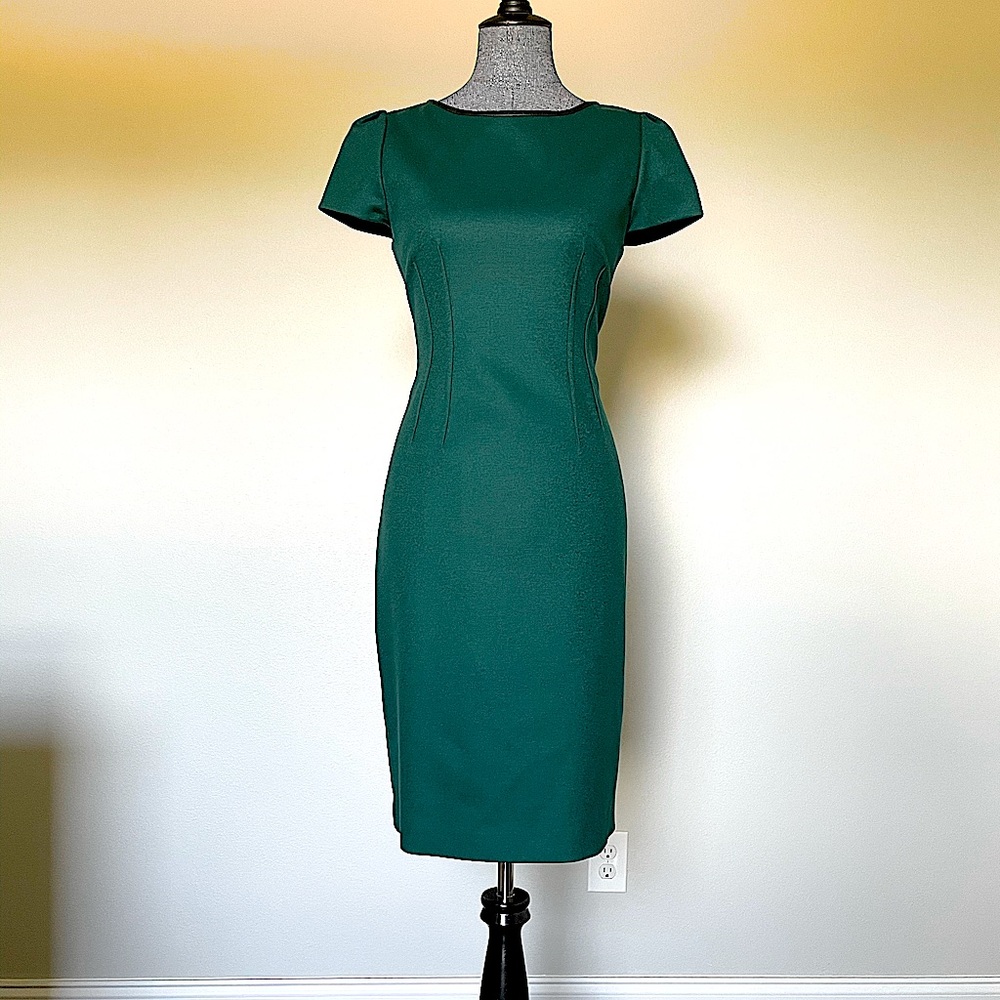 Elie Tahari Green Fitted dress